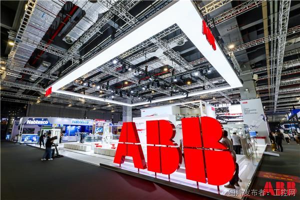 ABB機器人工博會展臺.jpg