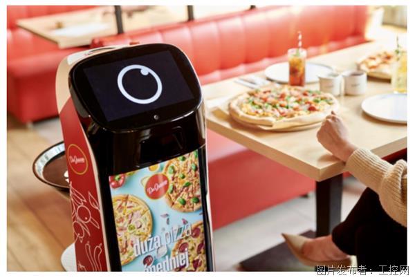 普渡機器人“葫蘆”入駐波蘭最大披薩品牌連鎖店