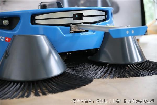 易格斯：全球首款全自動工業干式清潔機器人升級啦！