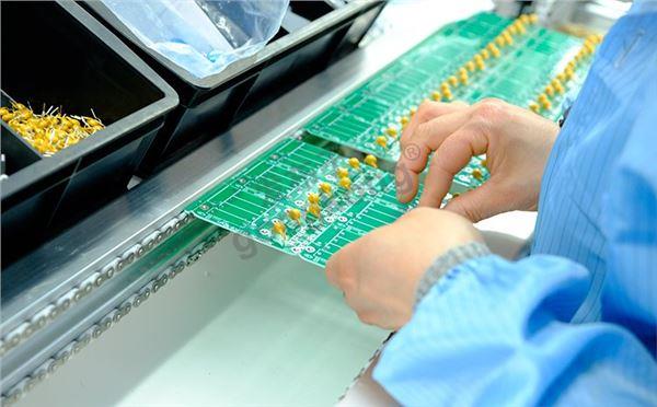 PCBA板会不会对人体产生危害.jpg
