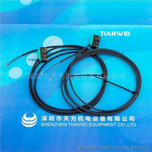 M100 MV100-RT 76b 102 115 (3).jpg