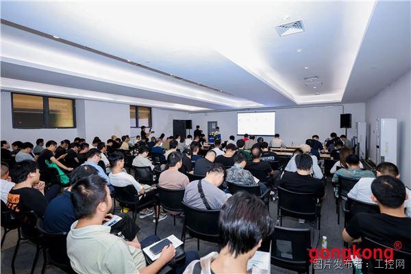 微信图片_2025-09-24_215257_790.jpg 微信图片_2025-09-24_215257_790.jpg