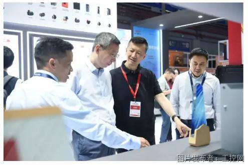 QQ20250926-142754.jpg