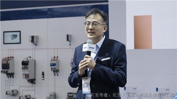 微信图片_20251028143414_11_1373.jpg 微信图片_20251028143414_11_1373.jpg