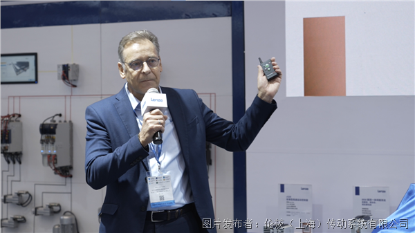 微信图片_20251028143420_16_1373.png 微信图片_20251028143420_16_1373.png