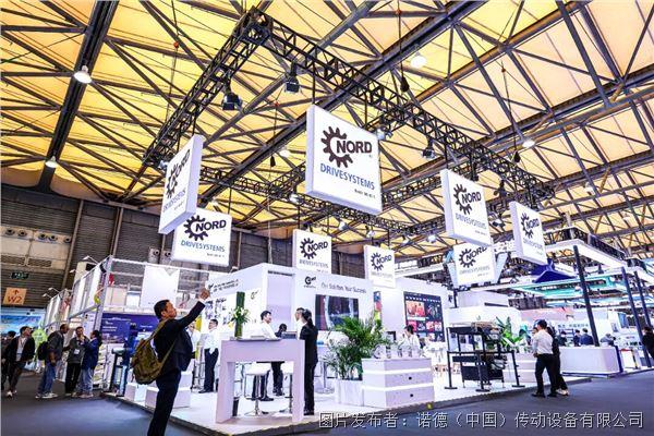 15d63bf7936cfa5e1bc542661b04e061.jpg 15d63bf7936cfa5e1bc542661b04e061.jpg