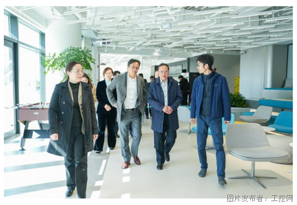 QQ20251124-155705.png QQ20251124-155705.png