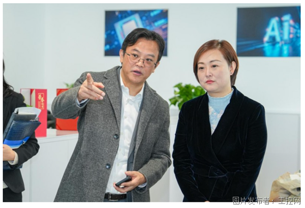 QQ20251124-155651.png QQ20251124-155651.png