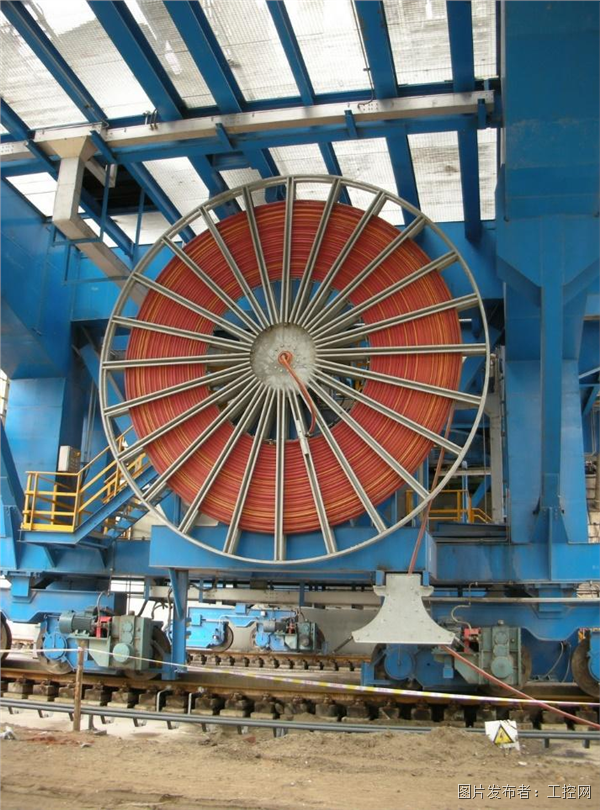 4fbefdad9d32a3156b866b0b2afde295.png 4fbefdad9d32a3156b866b0b2afde295.png