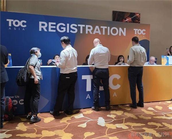 a1e5d95c6a1d5eada413454cd71ddf6c.jpg a1e5d95c6a1d5eada413454cd71ddf6c.jpg