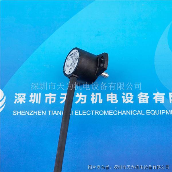 RSC2831-609-121-201 (4).jpg