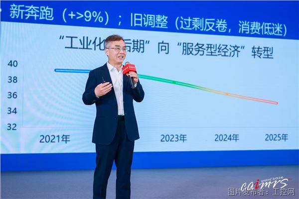 潘英章.jpg