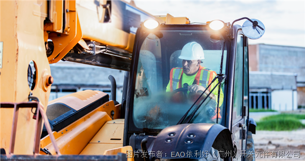 EAO新品發(fā)布 | 09系列功能安全的堅固鍵盤高端版本